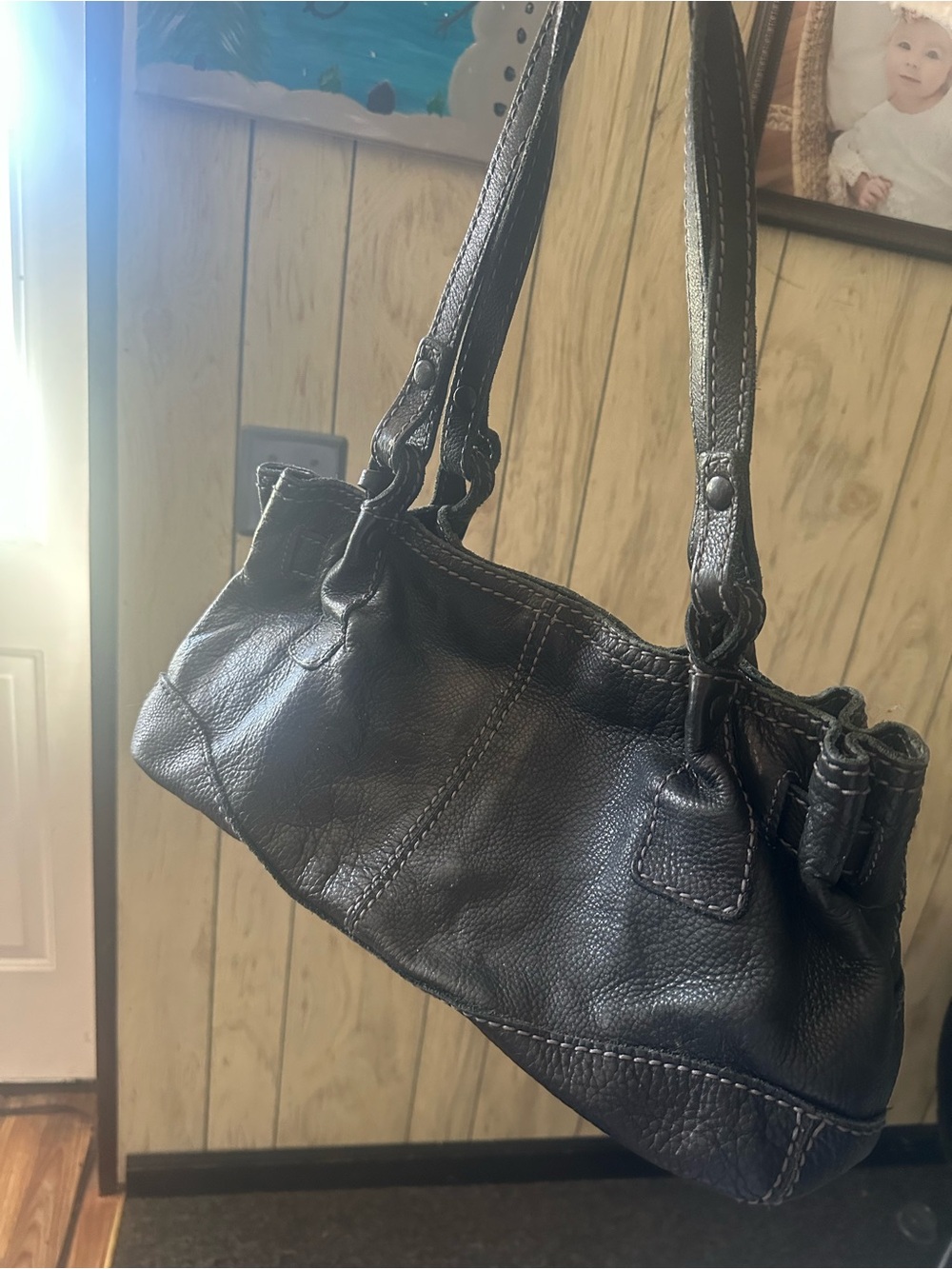 Fossil Black Leather Shoulder Bag with Double Straps